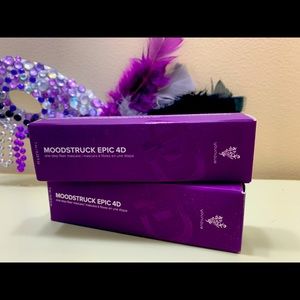 Younique Moodstruck Epic 4D mascara.